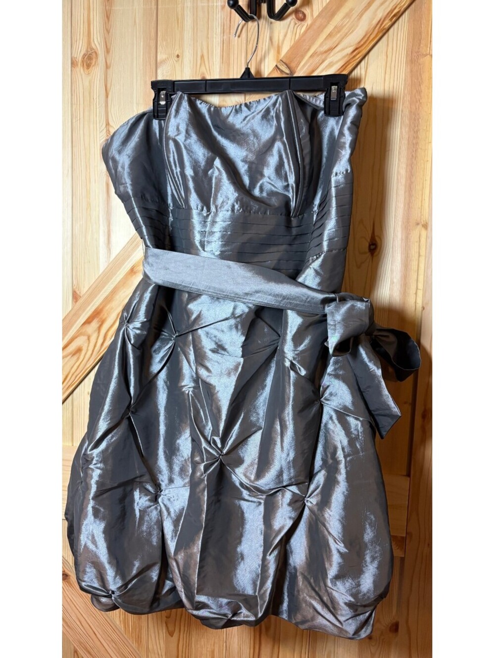 Snap Strapless Silver Bubble Hem Dress Size 18W